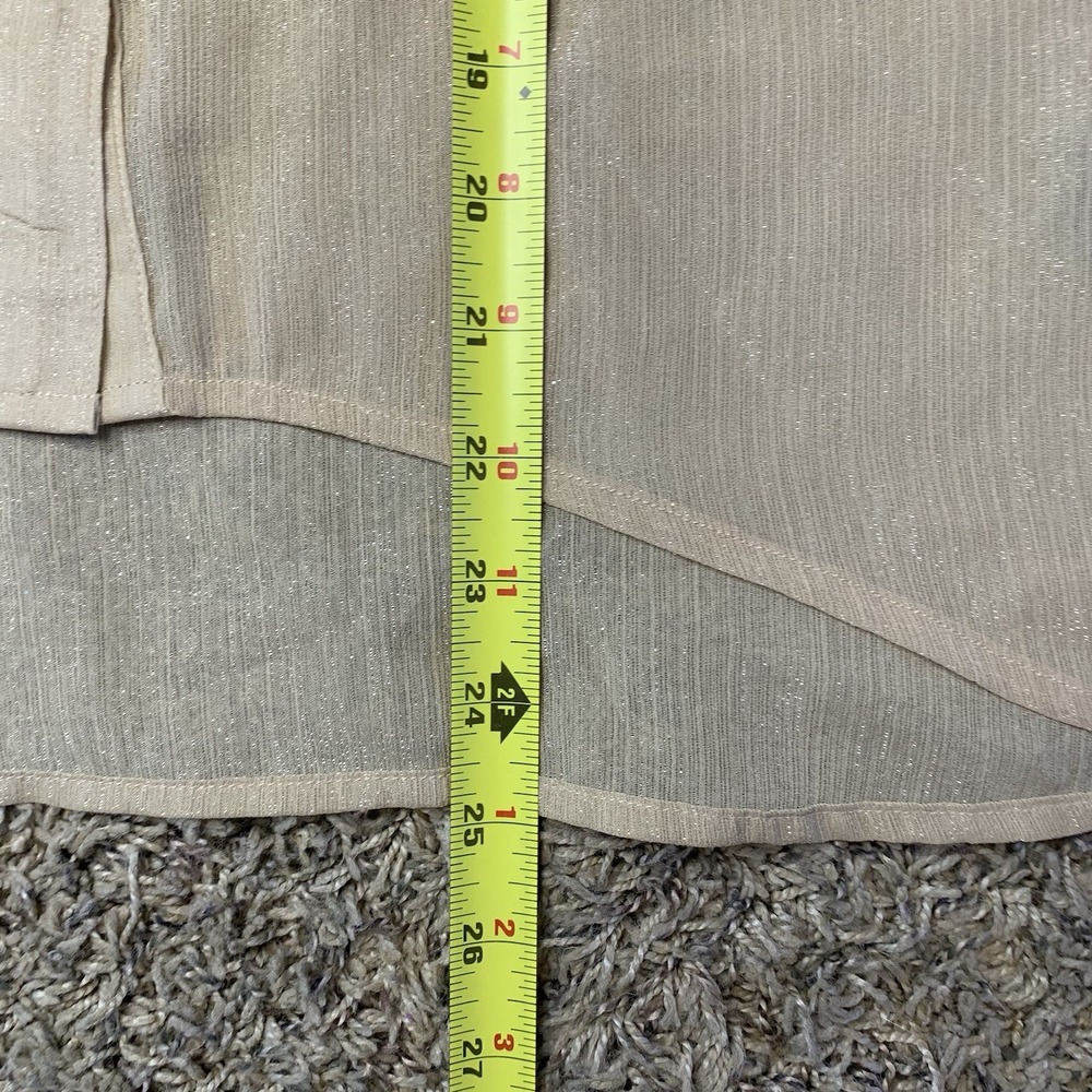 Charlotte Russe Blouse Womens M Beige Gold Button Up Collared Top Business - Picture 8 of 10